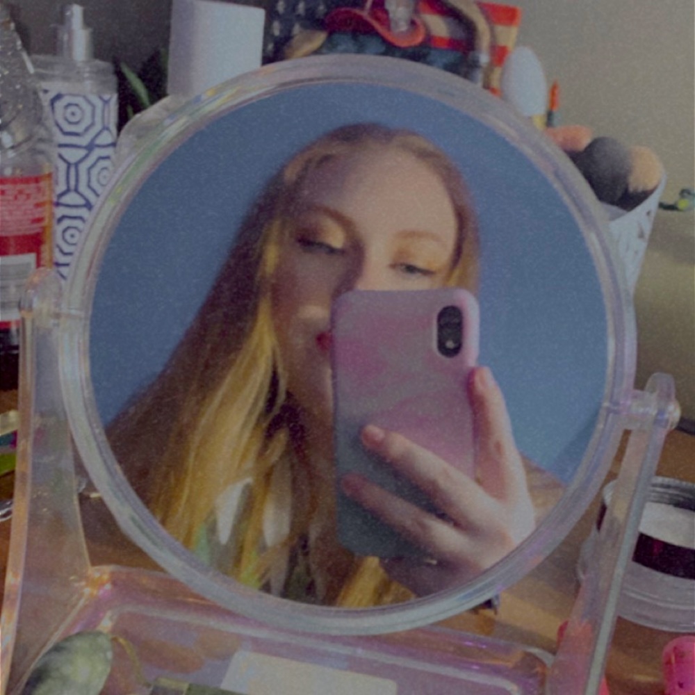 Meet your Posher, Madi